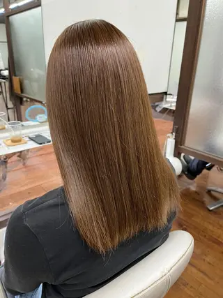 ミディアム ヘアメイクオレンジ　tre所属・隈本 崇真のヘアスタイル