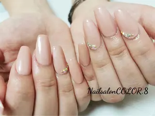 ロング ネイル ネイルサロンカラーエイト所属・color.8 AYAのネイルデザイン