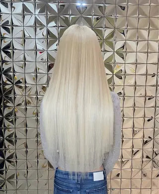 ロング カラー Lovestasy 京都河原町店のヘアスタイル