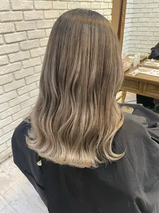 ロング 🪼艶カラー🪼 田口彩香のヘアスタイル