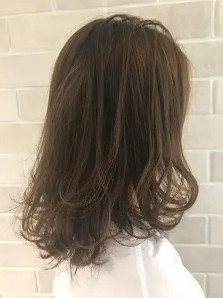 ミディアム カラー 艶髪カラー&ウルフ フルカワ ヒロズミのヘアスタイル
