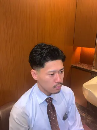ミディアム パーマ メンズ ヘアモードキクチ銀座店所属・杉本 翔希のヘアスタイル