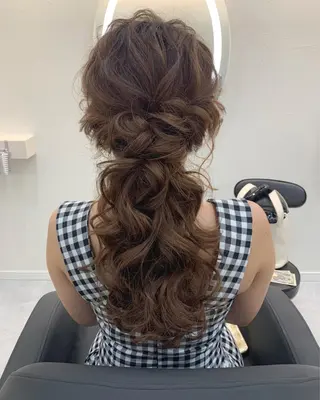 ロング ヘアアレンジ lien natsukiのヘアスタイル