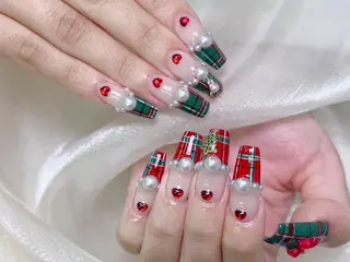 ネイル 💕チップネイル 🩷のネイルデザイン