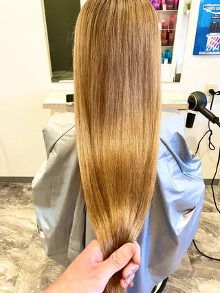 セミロング カラー パーマ ブリーチ毛縮毛矯正 長谷川のヘアスタイル