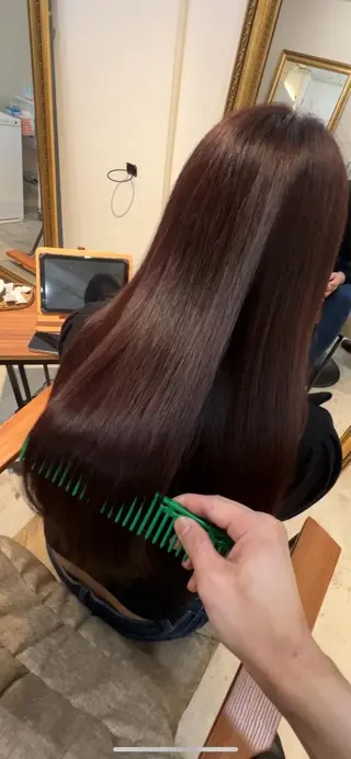 ロング 目を惹く艶髪/髪質 改善カラー🤎ぐっちのヘアスタイル