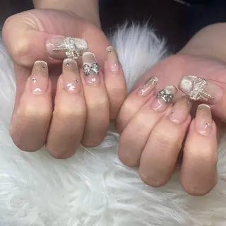 セミロング HANA まいさのネイルデザイン