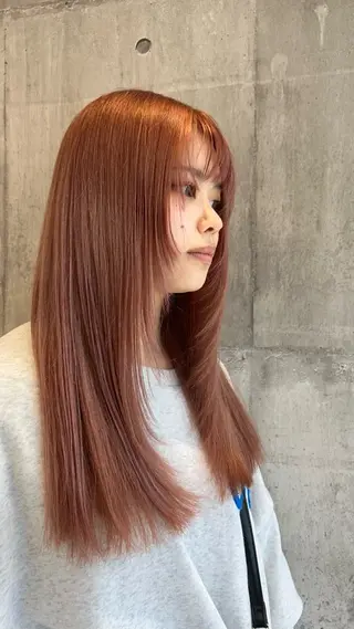 ロング ハイトーンカラー✨️ Amiのヘアスタイル