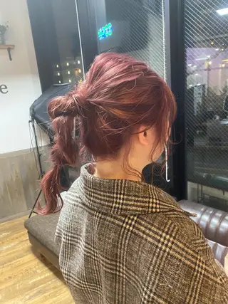 ミディアム カラー ヘアアレンジ re naのヘアスタイル