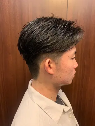 ミディアム ヒロ銀座　BARBER SHOP神楽坂店所属・松本 拓馬のヘアスタイル