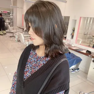 ミディアム カラー HOLON池袋所属・ウルフカット ハッシュカット/七海のヘアスタイル