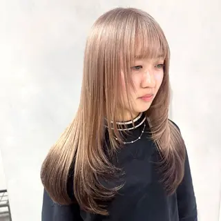 セミロング カラー デザインカラー/パー マ🦖外岡咲希🦖のヘアスタイル