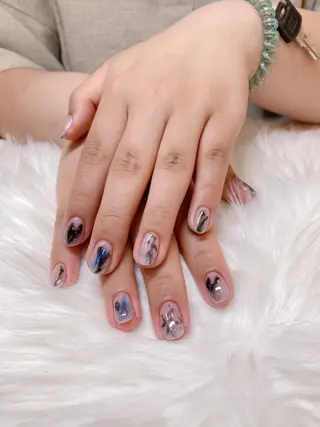 ネイル Elsias 詩織のマツエク・マツパデザイン