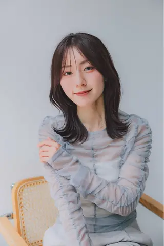 ミディアム カラー ‪広瀬快斗／縮毛矯正 /似合わせカラー🌱のヘアスタイル