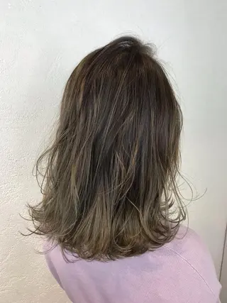 ミディアム カラー デザインカラー🌈 高木リョウのヘアスタイル