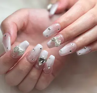 ネイル ジェイノヴァール所属・🫧yua 🌸🫧のネイルデザイン