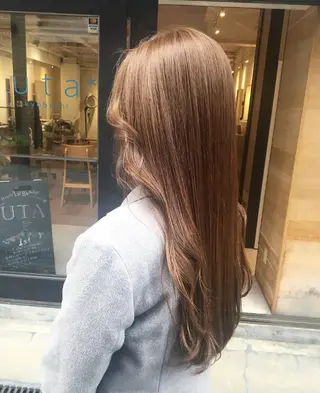 ロング カラー NEWI 京橋 【yoko】のヘアスタイル