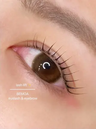 マツエク・マツパ BEMOA eyelash&eyebrow所属・BEMOA 新木 毬のマツエク・マツパデザイン