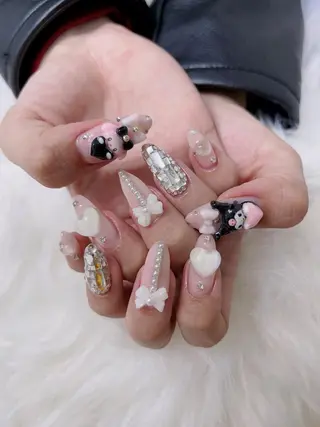 ネイル 菲菲ネイルサロン所属・FF フィフィネイルサロンのネイルデザイン