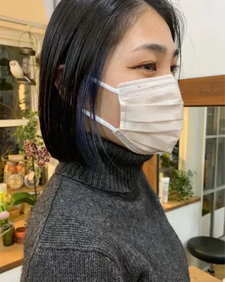 ショート カラー 【pejite】 Hinanoのヘアスタイル