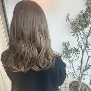 ミディアム カラー MAI ROCCO3rdのヘアスタイル