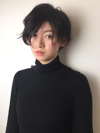ショート ✂️小顔カット✂️ 山本有紀のヘアスタイル