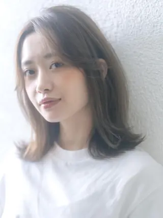 ミディアム 🎀ハイトーン/レイ ヤー/Reina🎀のヘアスタイル