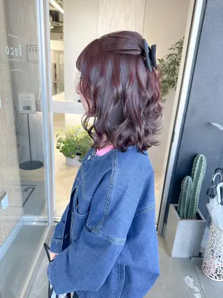 ミディアム カラー ヘアアレンジ autre所属・大久保 ひでなりのヘアスタイル