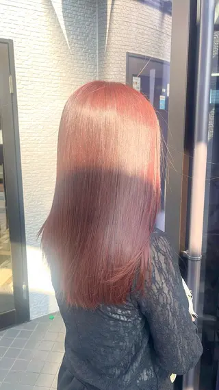 セミロング 小澤 日菜のヘアスタイル
