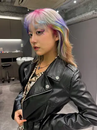 ミディアム 名古屋／デザイン／ ブリーチ/松井亮磨のヘアスタイル