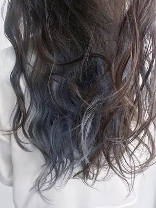 ロング カラー ブリーチカラー/ 岩破瑞希のヘアスタイル