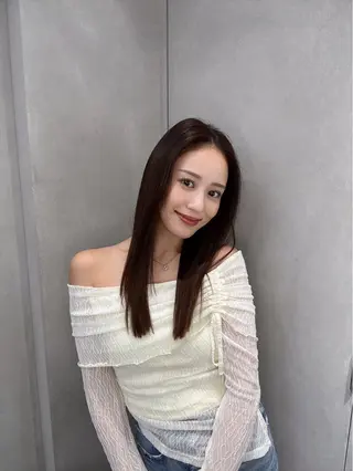 セミロング emi 韓国ワンホンヘアのヘアスタイル