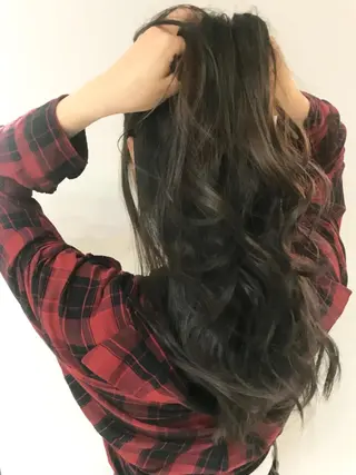 ロング ✨ハイトーン✨透明感 ✨生神　優季のヘアスタイル