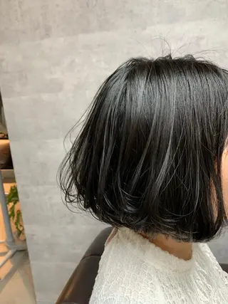 ショート uru【ウル】所属・島守 桃香のヘアスタイル
