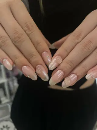 ネイル koyu 🩶のネイルデザイン