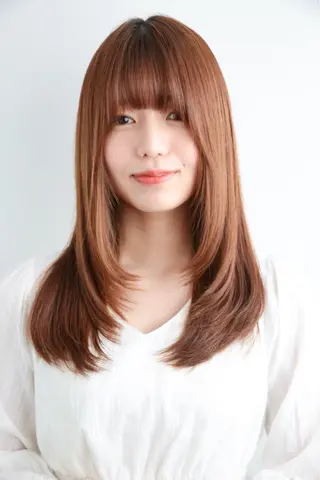 セミロング 橋本 和歩のヘアスタイル