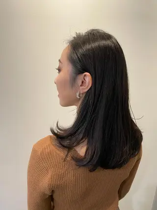 ミディアム カラー 斉藤 瑞恵のヘアスタイル
