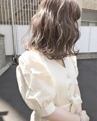 セミロング Musiiik hairのヘアスタイル