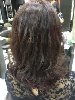 セミロング カラー someya 🥀のヘアスタイル