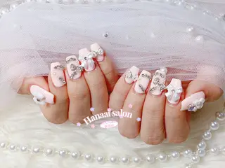 ミディアム Hanaai Salon新宿店のネイルデザイン