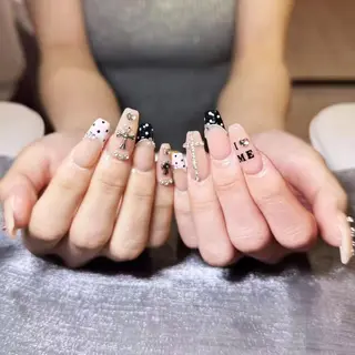 ショート RINA_ Monster🎨のネイルデザイン