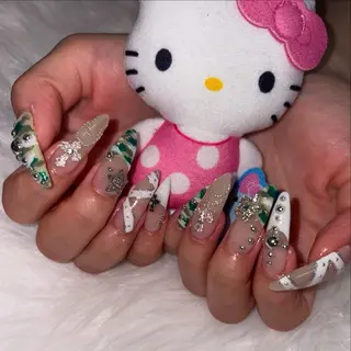 ネイル laninails所属・LANI nailsalonのネイルデザイン