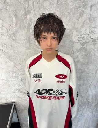 ショート カラー デザインカラー⭐︎★ 🐆hyoma🐆のヘアスタイル