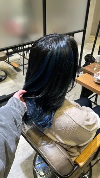 カラー 鈴木 あやかのヘアスタイル