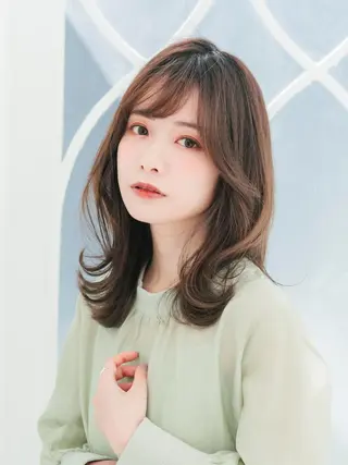 セミロング 吉原 みえのヘアスタイル