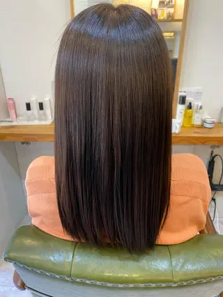 ロング カラー エイト ウメダのヘアスタイル