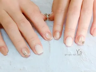 ネイル YUMI NAGAI  のネイルデザイン