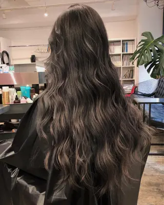 ロング カラー pigment所属・♡MIHO♡ スタイリストのヘアスタイル