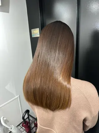 セミロング カラー 近藤千翔🩵 髪質改善Periodのエステ・リラクイメージ