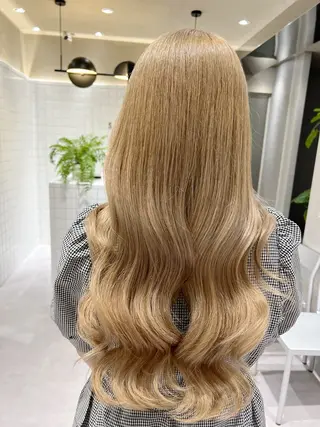ロング カラー ヘアアレンジ 新宿color🐝 AYAKA🌈💖のヘアスタイル